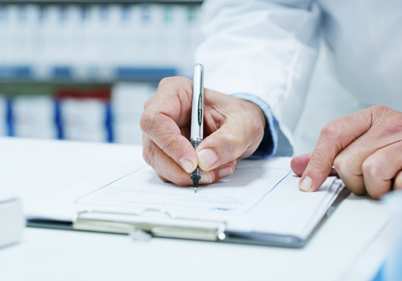 AdobeStock_1076135197-85cc6b4c KSeF